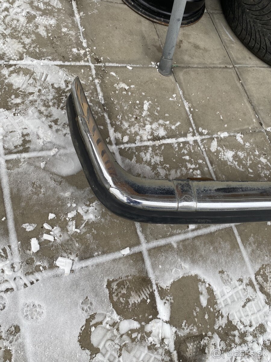 nárazník Mercedes w123 - 3