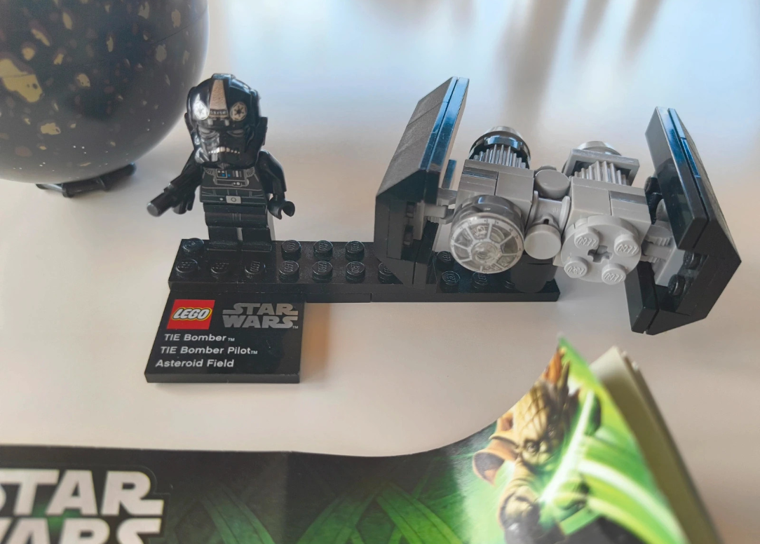 Lego Star Wars 75008 Tie Bomber a Asteroida - 3