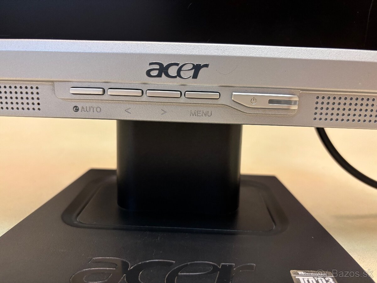 LCD monitor ACER - 3