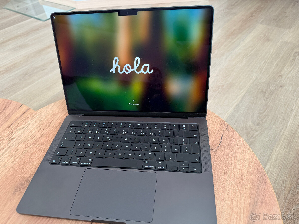 MacBook Pro 14" M3 PRO SK cierny, 18GB RAM, 512GB SSD - 3