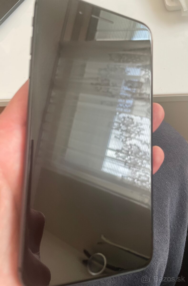 Predám IPhone 8 Plus 256 GB - 3