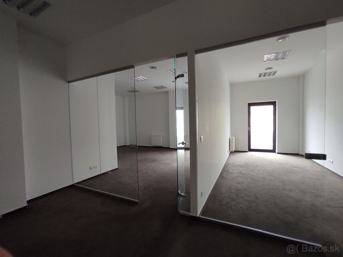Moderné administratívne priestory s výhľadom na Prezidentský - 3
