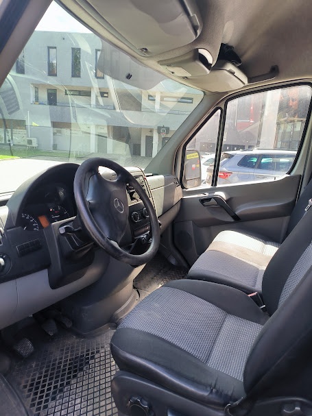 Prenájom dodávka skriňová Mercedes Sprinter - 3