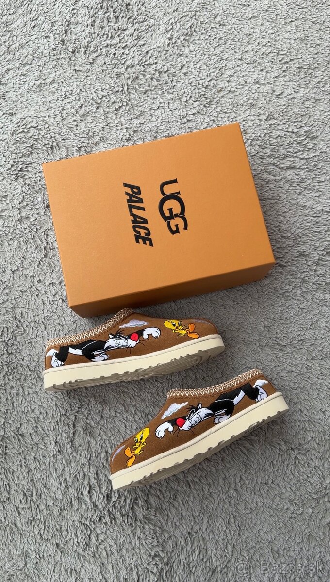 UGG Tasman Slipper Palace x Looney Tunes Chestnut - 3