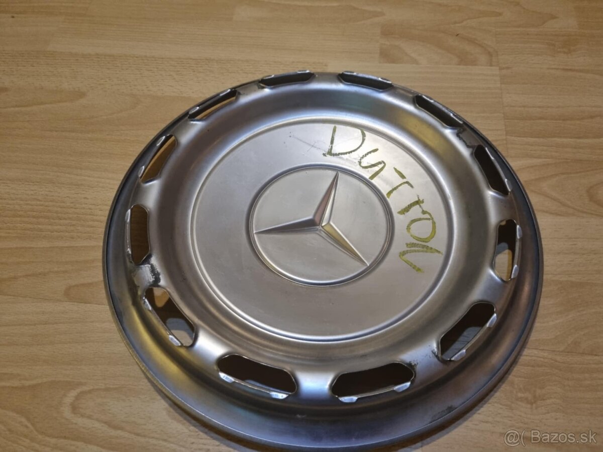 Puklica Mercedes w123 piano a ine. - 3