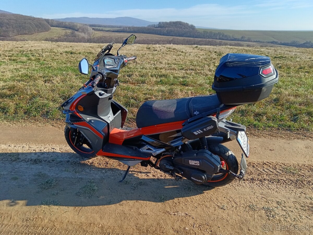 Adamoto fast 125 - 3