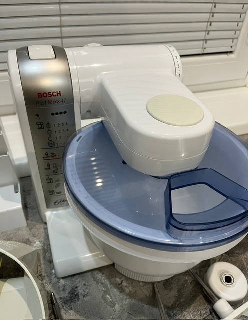 Bosch mum 4756EU/07 kuchynský robot 600w - 3