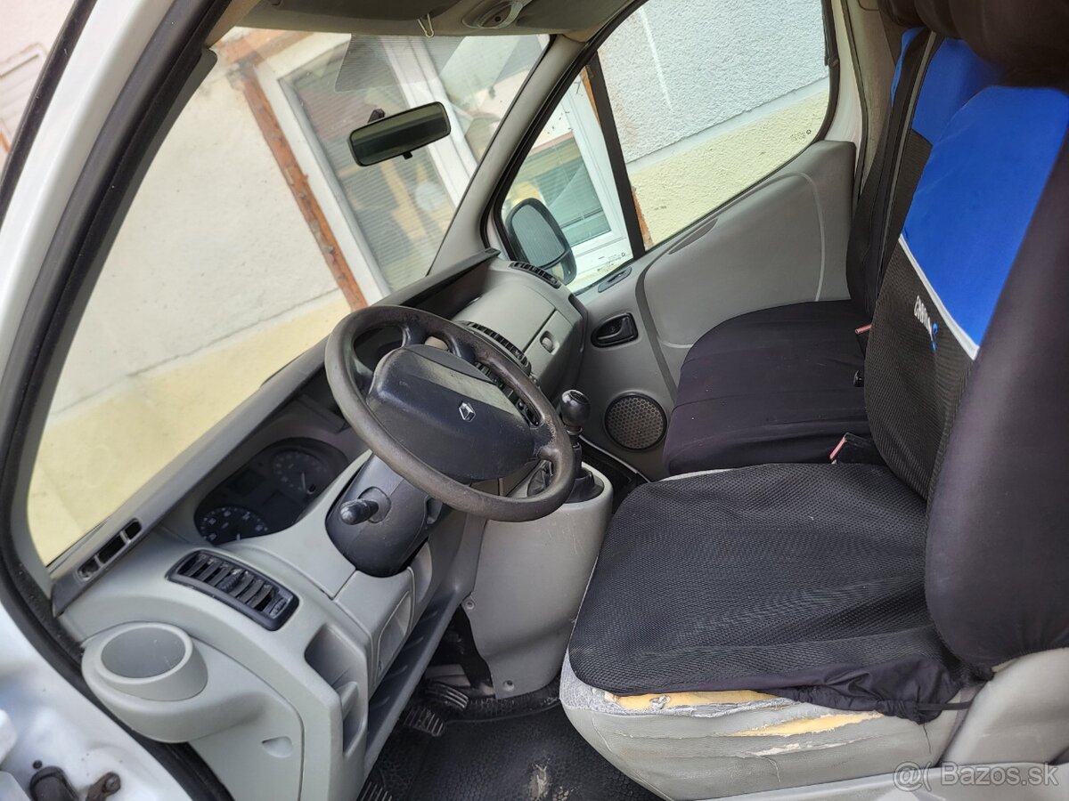 Renault traficDCI 115 - 3
