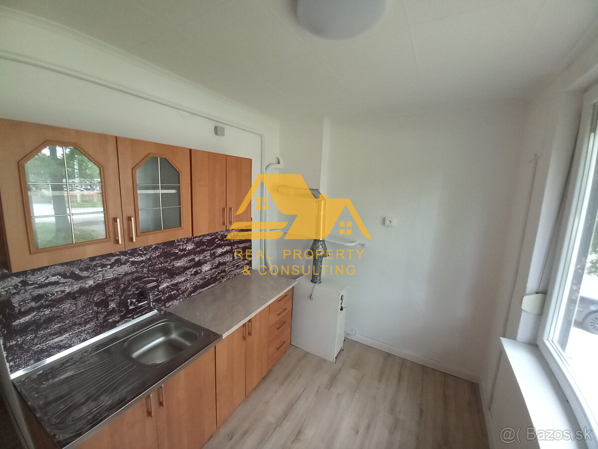 Predám 3 izbový byt s balkónom v obci Selice - 3