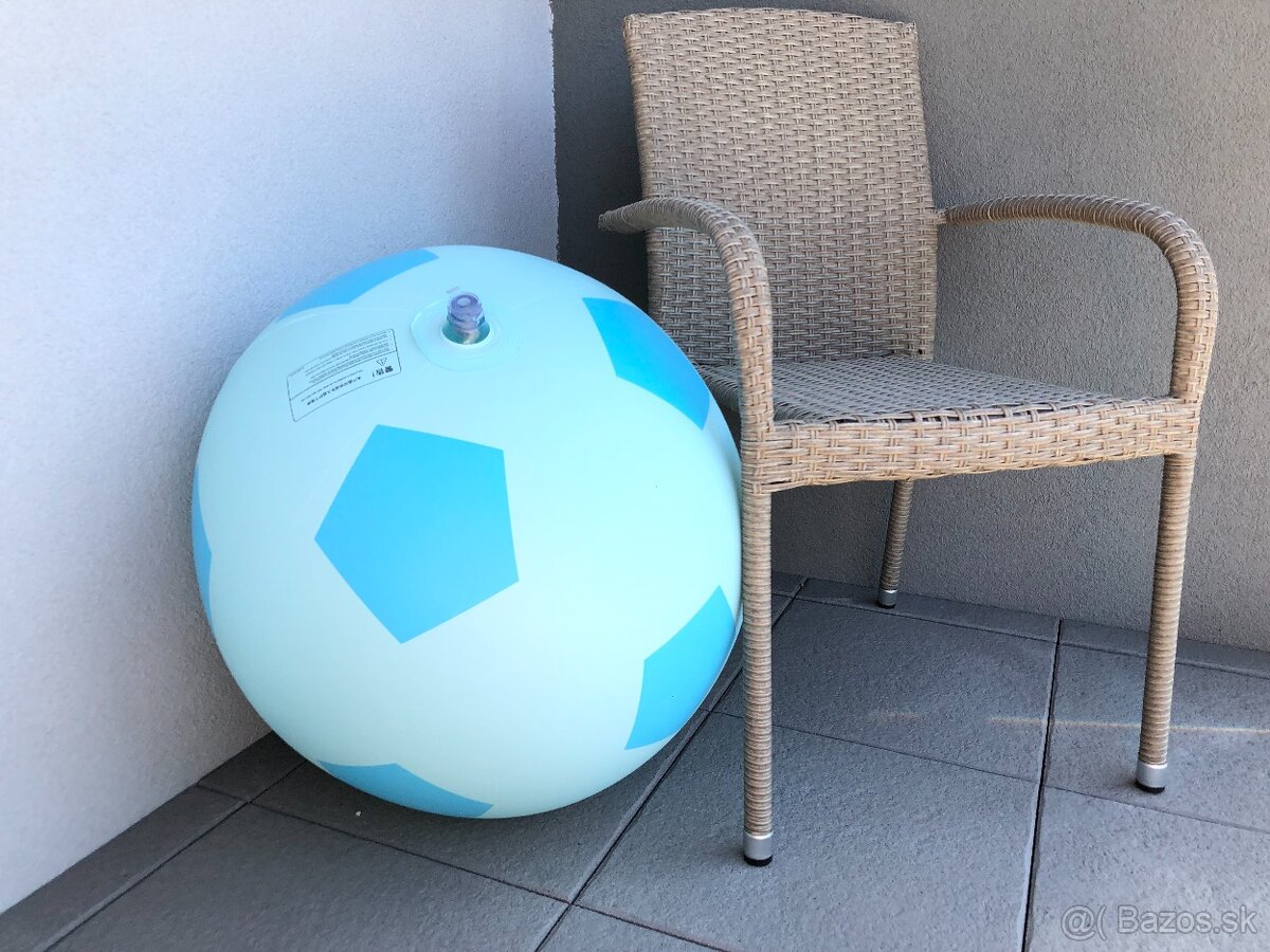 Balón - futbalová lopta. - 3