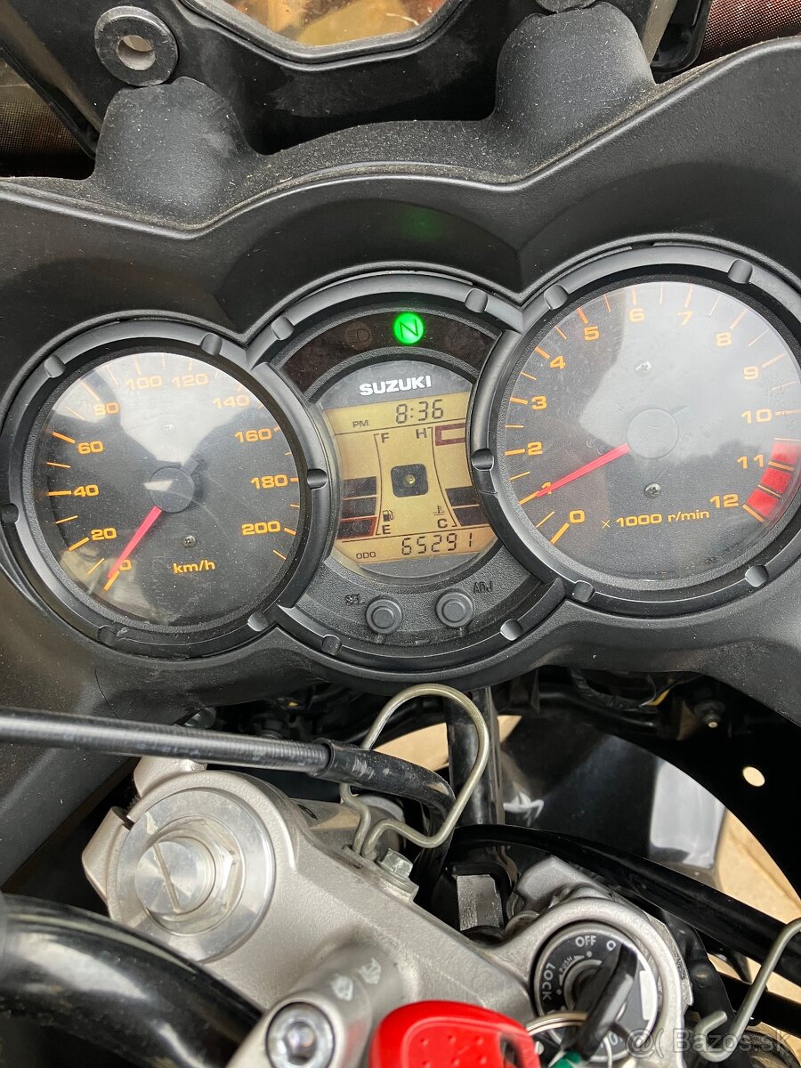 Predám Suzuki v-strom - 3