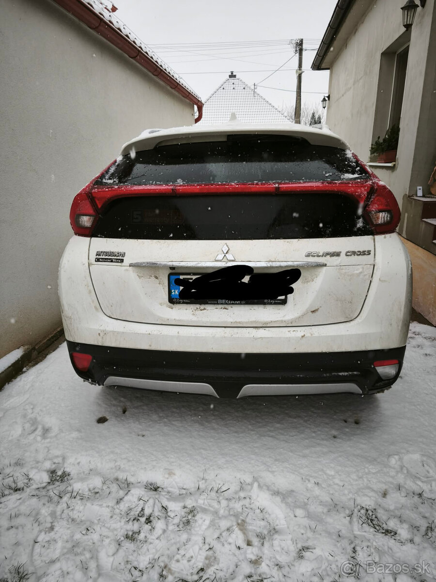 Mitsubishi Eclipse Cross - 3