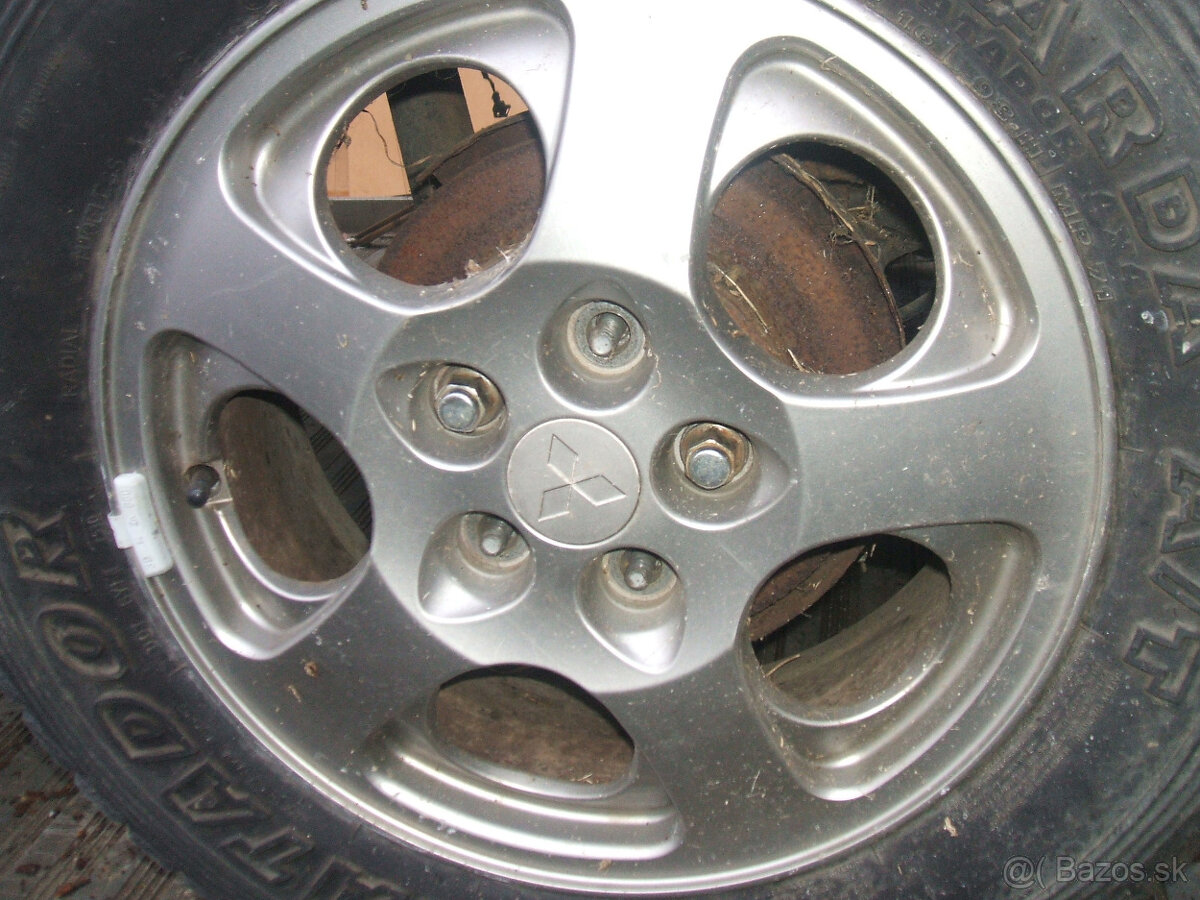 MITSUBISHI PAJERO PININ - 3