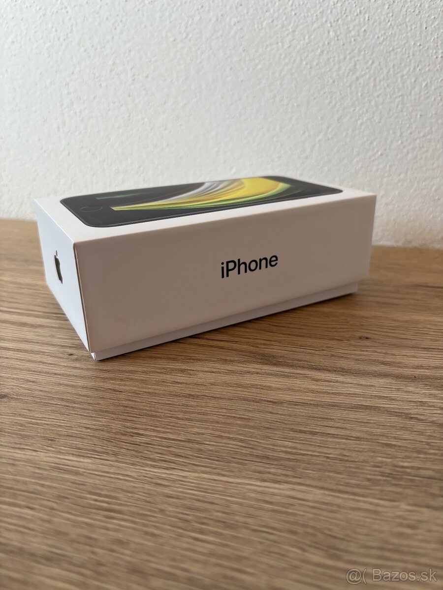 Predám Apple iphone SE 2020 64GB v top stave - 3
