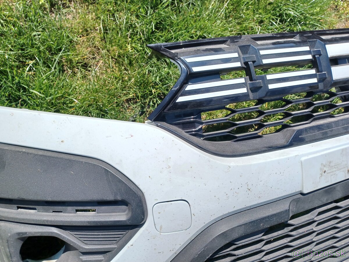 Dacia sandero stepway predný nárazník - 3