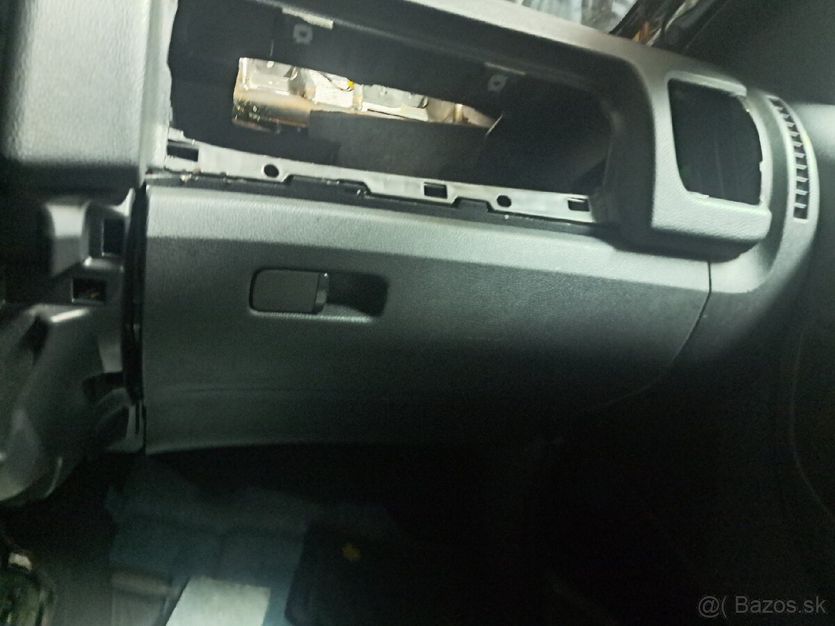 Predam skoda roomster palubovka - 3