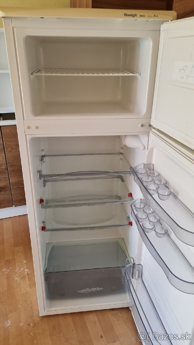 Predám chladničku A+ - 3