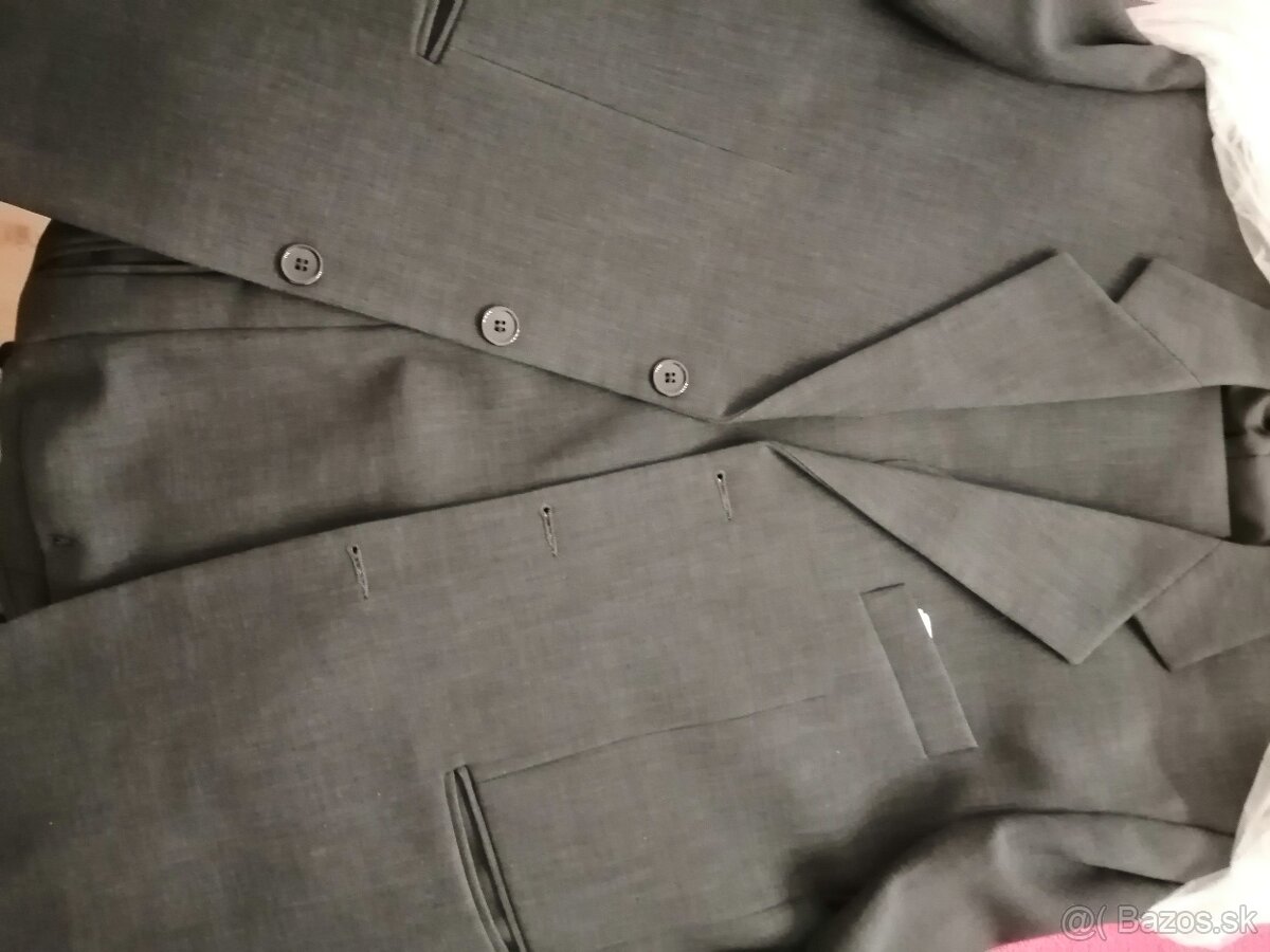 Predám zachovalé kvalitné obleky - 3