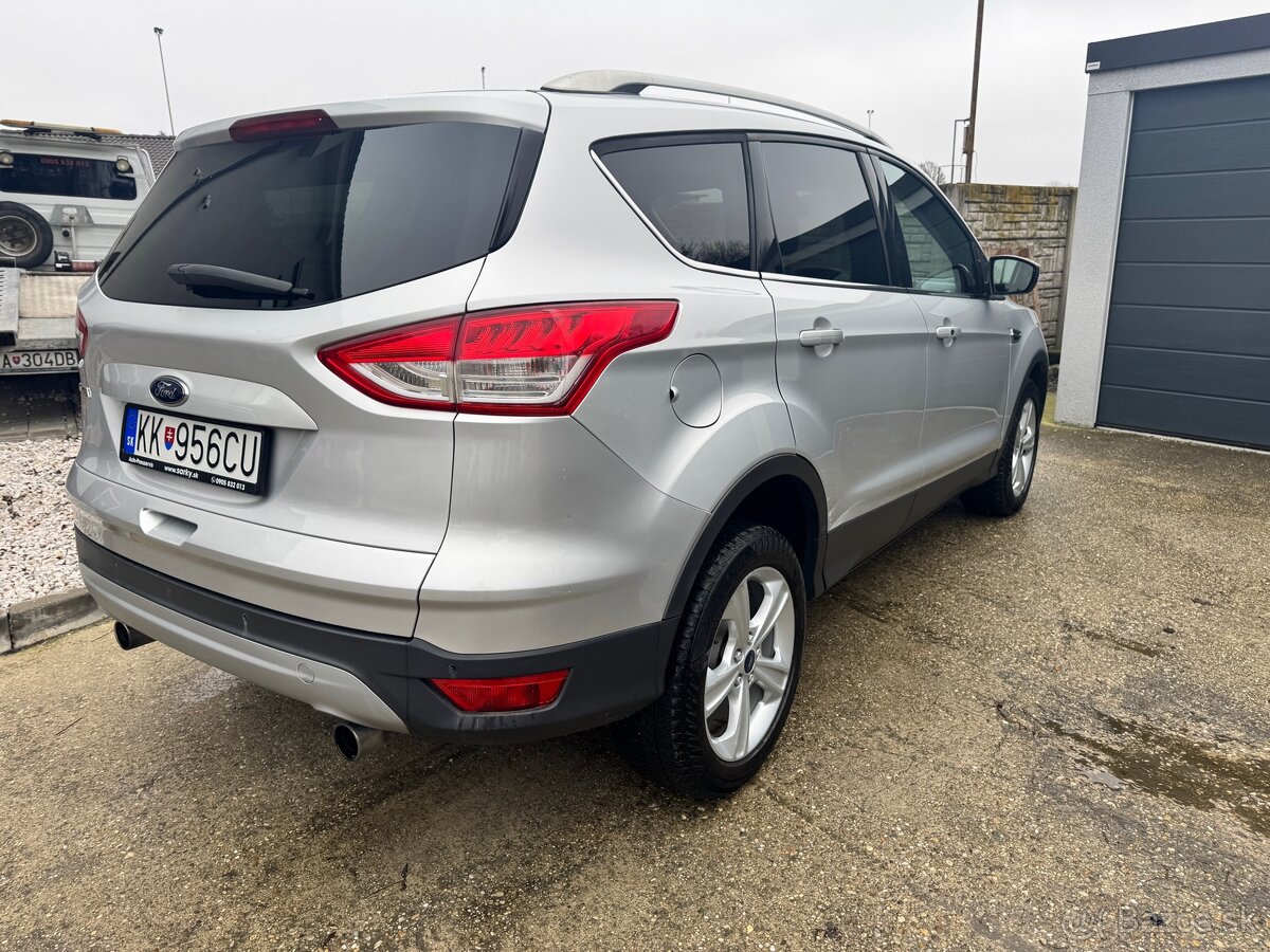 Ford Kuga - 3