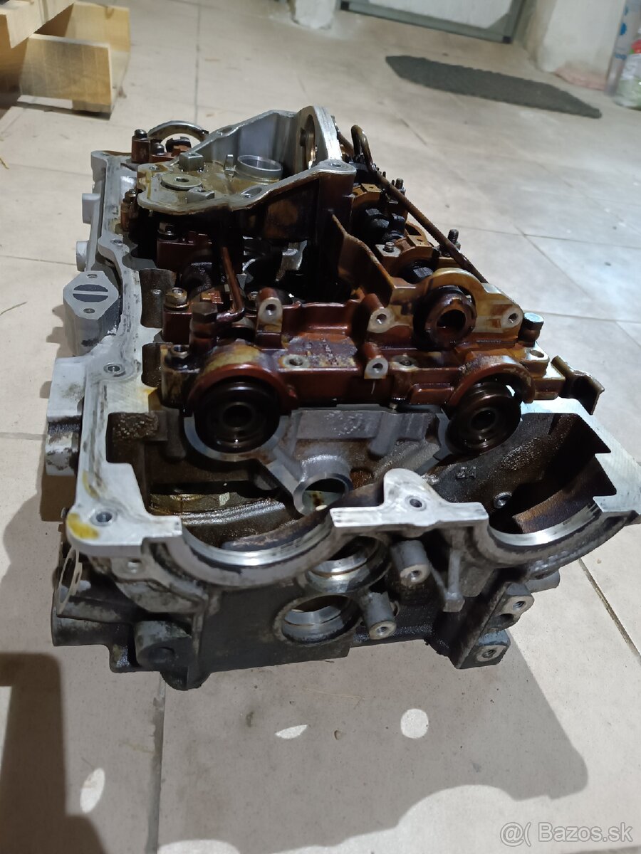 BMW Hlava motora N46B20B - 3