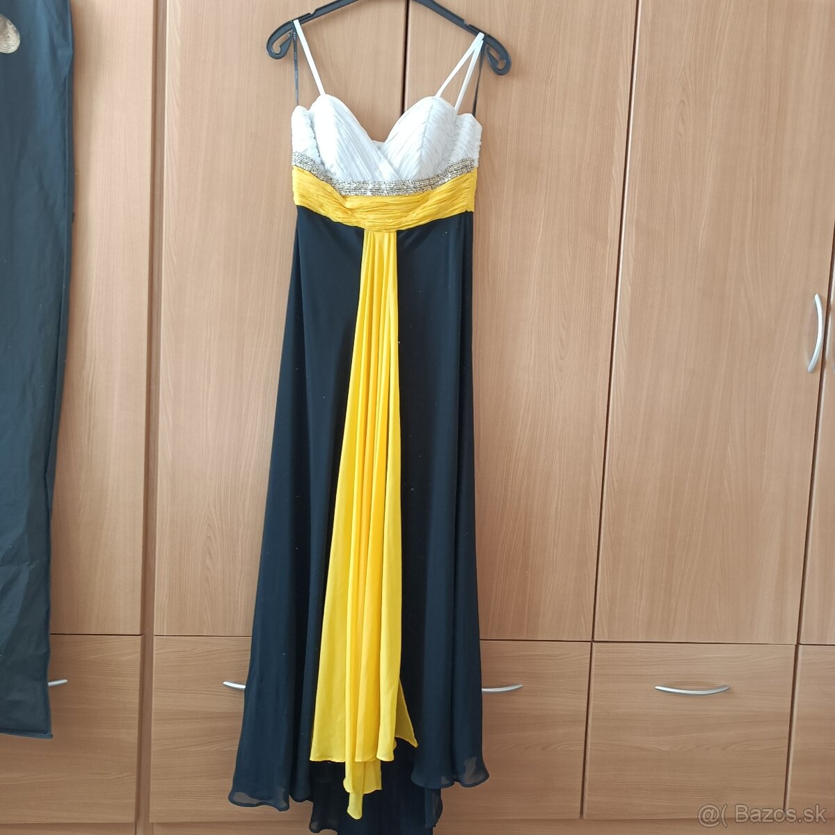 Predám slávnostné šaty - 3