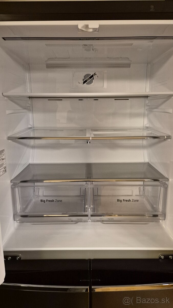 Americká chladnička LG - 3