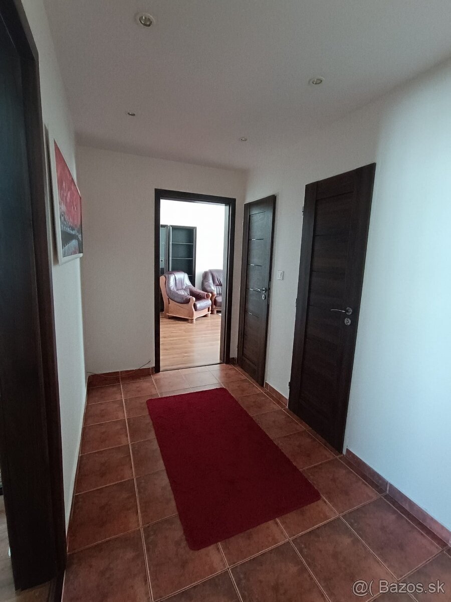 Predám 3 izbový byt - 3