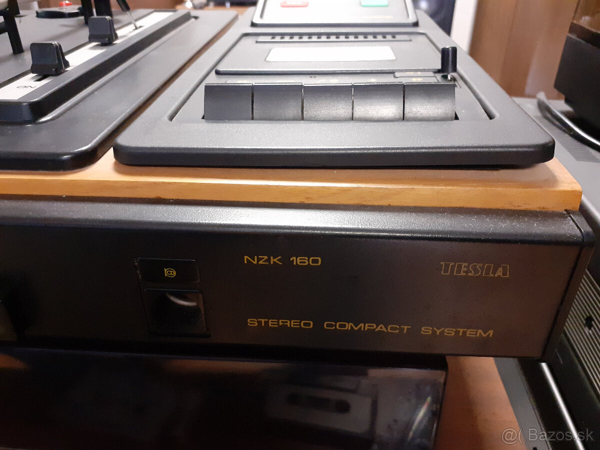 TESLA - Moderato 1037 -Gramofon +zosilňovač+rádio - 3