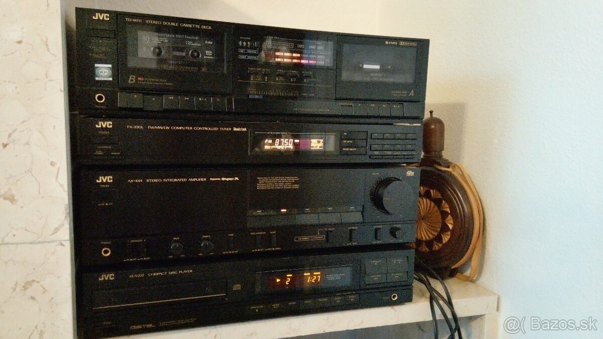 Predám HIFI JVC-zosilnovač, CD prehrávač, rádio, magnetofon - 3