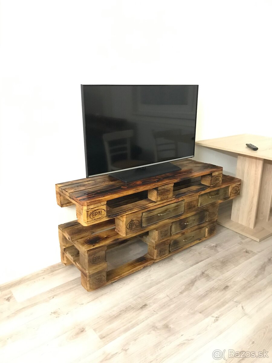 Predám TV stolík z euro paliet – ručná výroba - 3