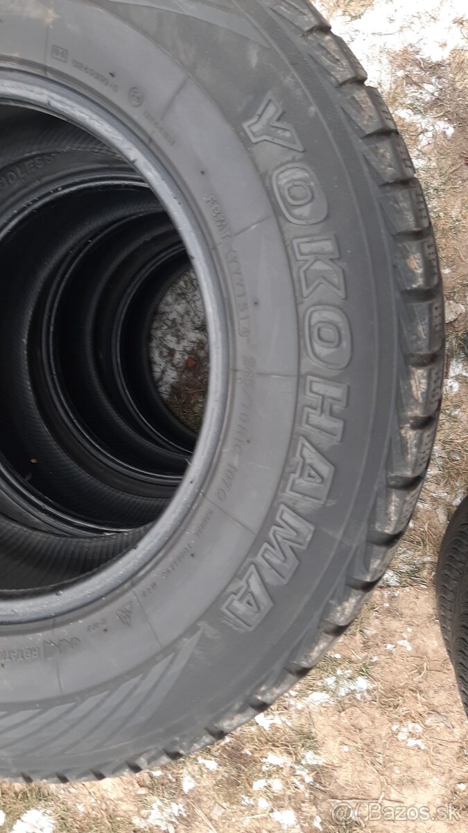 245/70r16 107Q Yokohama zimne - 3