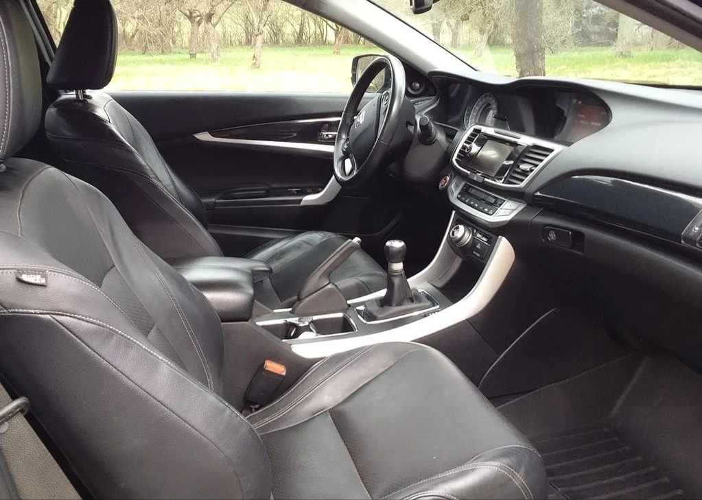 Honda Accord, Coupe EX-L - 3