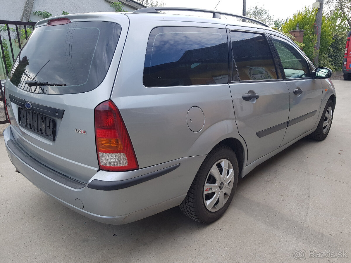 FORD FOCUS 1,8D 85KW RV.2002 - 3