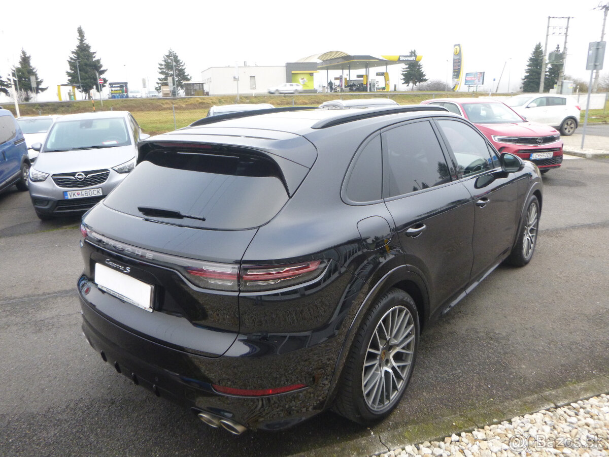 PORSCHE CAYENNE S 4X4 AT 2019 440 Ps - 3