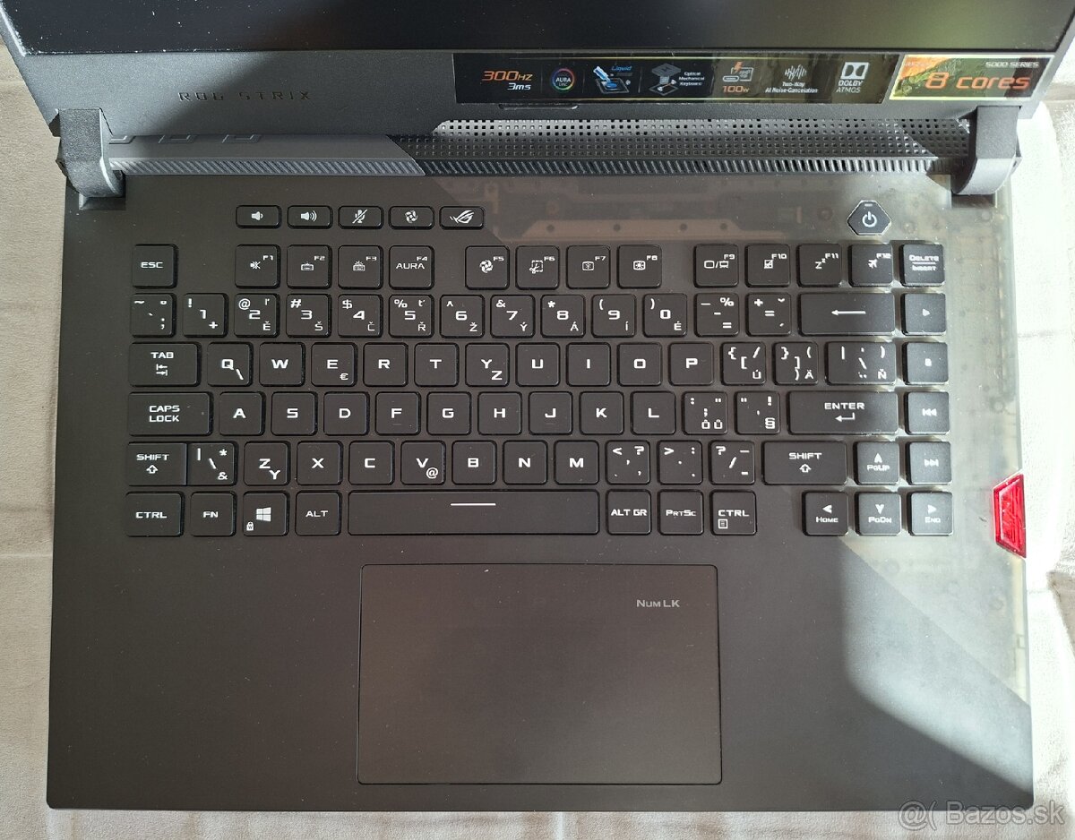 Asus ROG Strix SCAR G533QR - 3