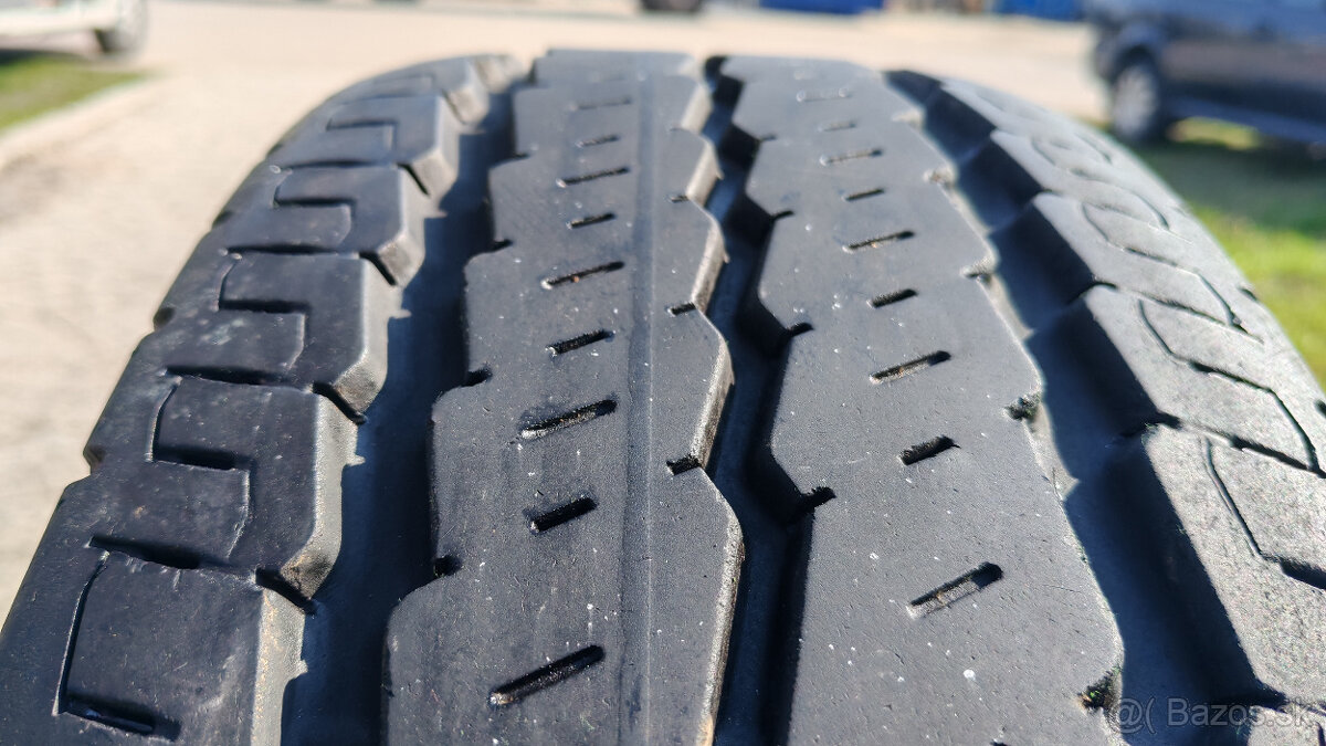 Letné pneu 225/75 R16CP --- CONTINENTAL - 3