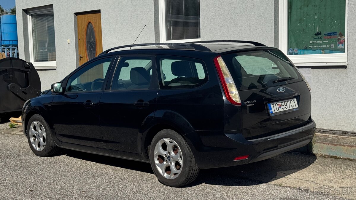 Ford Focus Kombi 1.6 16V Duratec Trend - 3