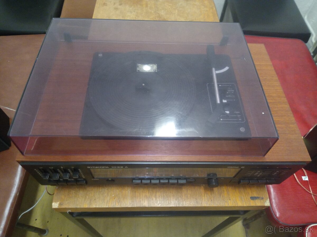 Gramorádio Tesla Synkopa 1032 A - 3