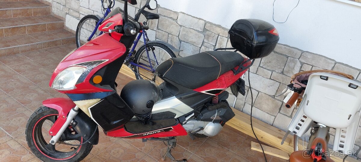 Predám skúter motorro 125 - 3