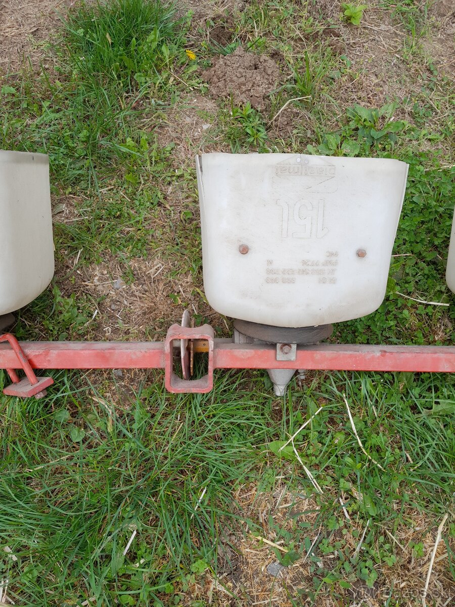 Dávkovač mikrogranúl mikrovysev - 3