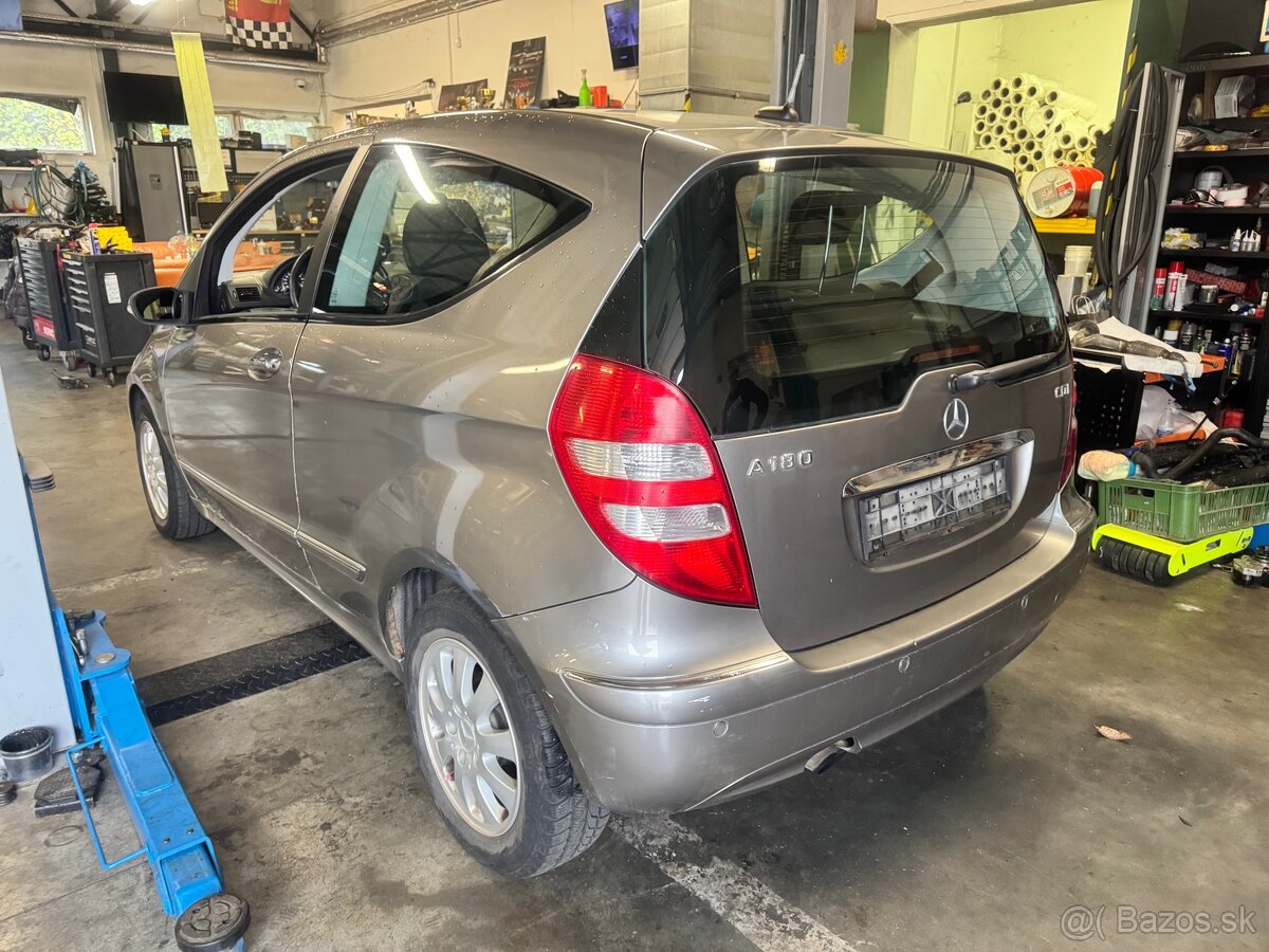 Rozpredám Mercedes A w169 180cdi - 3