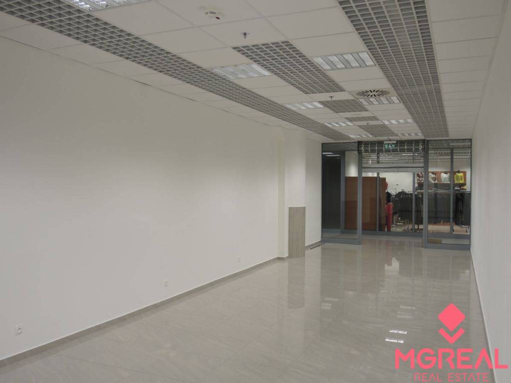 Obchodné priestory v centre Trnavy - 3