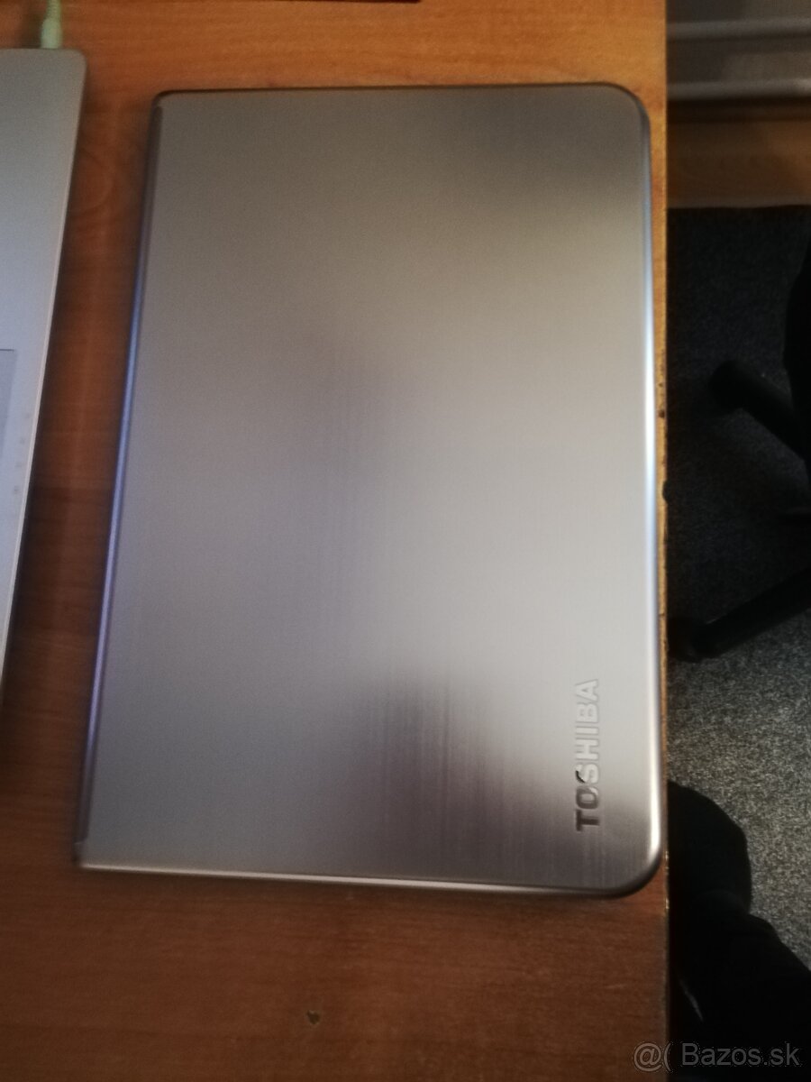 Toshiba satellite m50-a-110 - 3