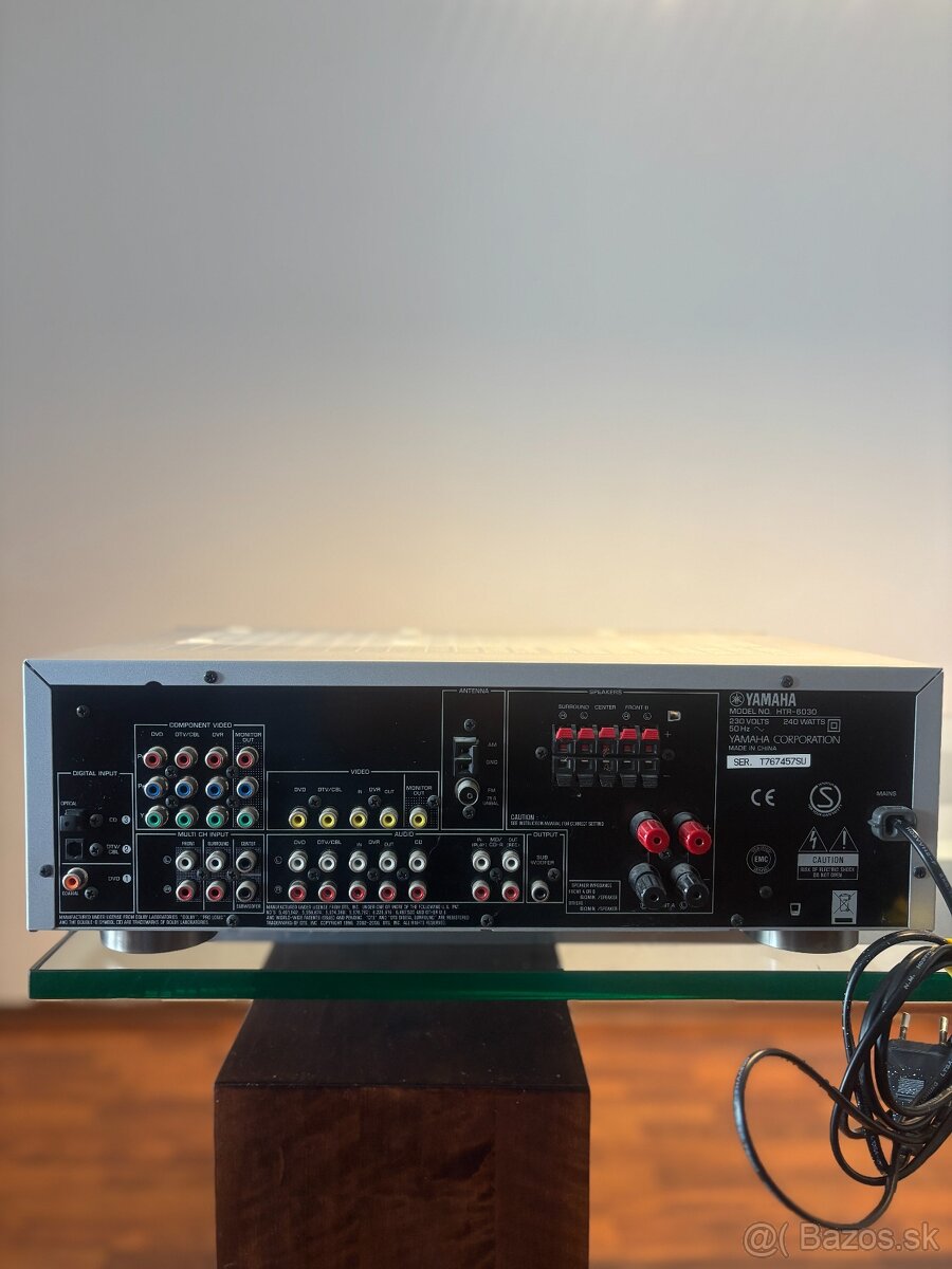 Yamaha receiver - 3