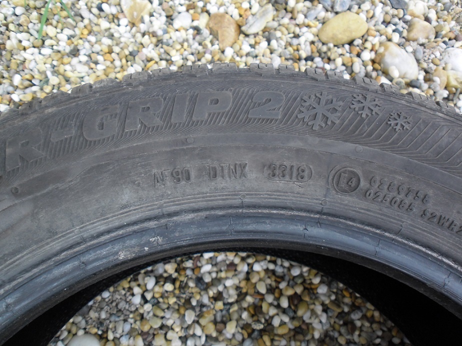 Predám zimné pneu 185/60R15 - 3