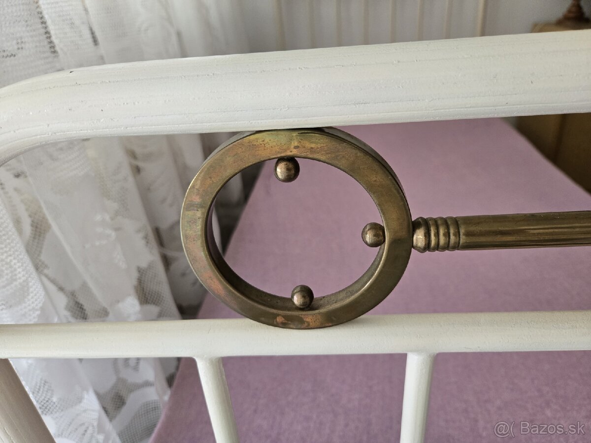 predám retro kovovú posteľ - 3