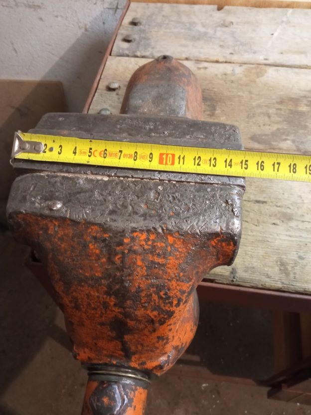 Predám pracovný stôl - 3