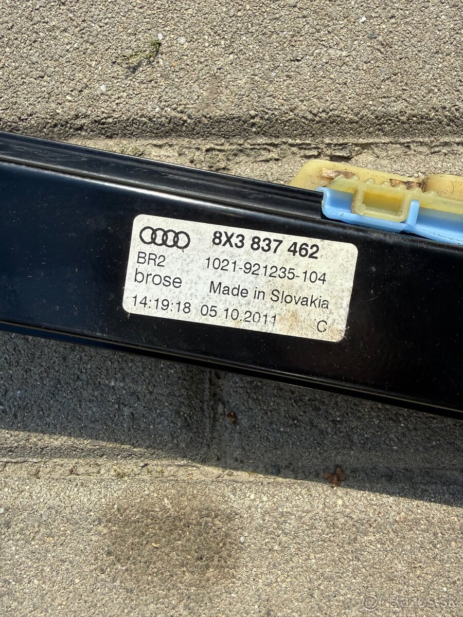 Predám mechanizmus Audi A1 8X - 3