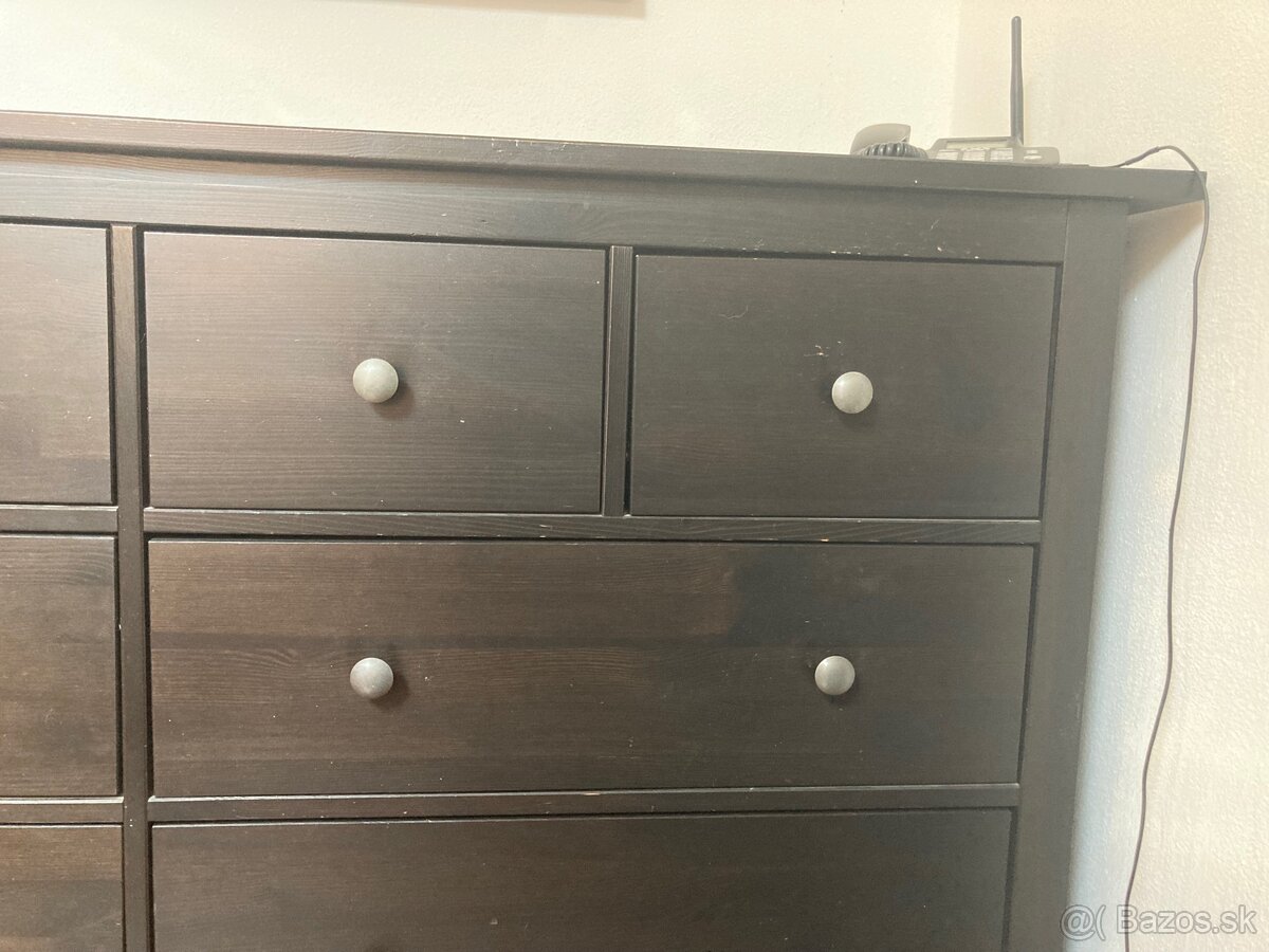 Komoda - 3