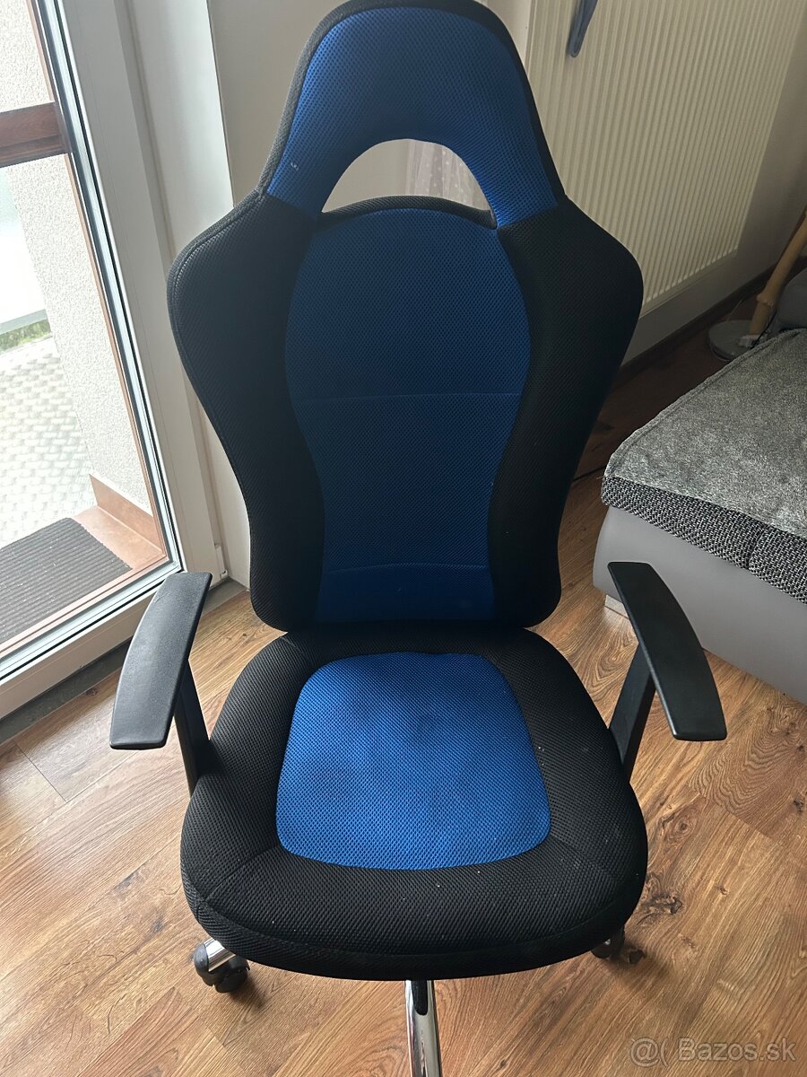 Stolicka kancelárska - 3